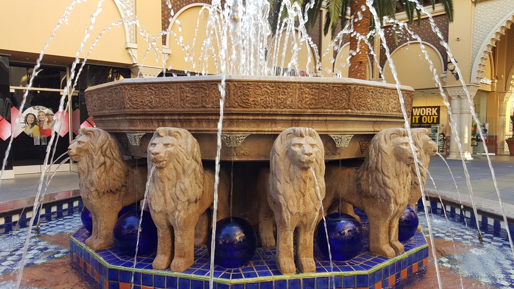 Lion Fountain, Irvine Spectrum Shopping Center